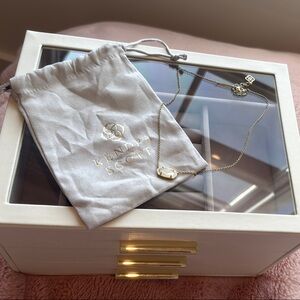 Kendra Scott Elisa Gold Pendant Necklace